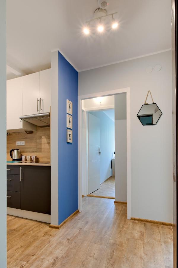 Krzywon 8 Rooms Warszawa Eksteriør billede