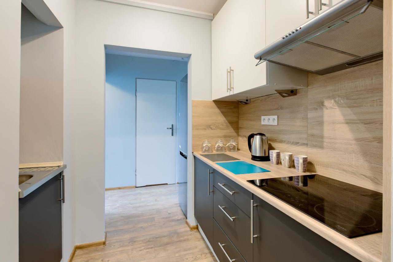 Krzywon 8 Rooms Warszawa Eksteriør billede